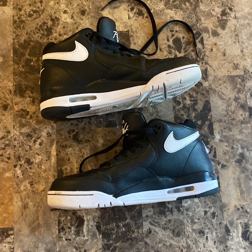 Nike Men’s Legacy Flight Sneakers